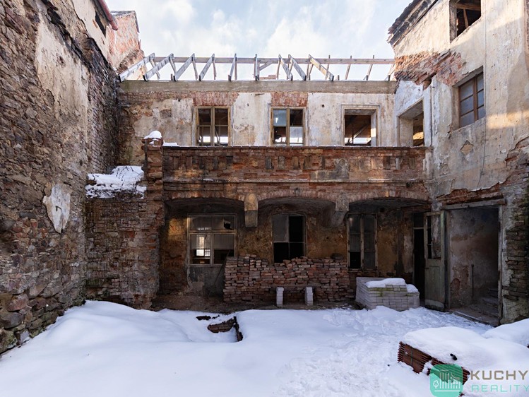 Prodej komerčního prostoru, 500 m² (7 z 35)