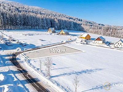 Prodej  komerčního pozemku 1 410 m²