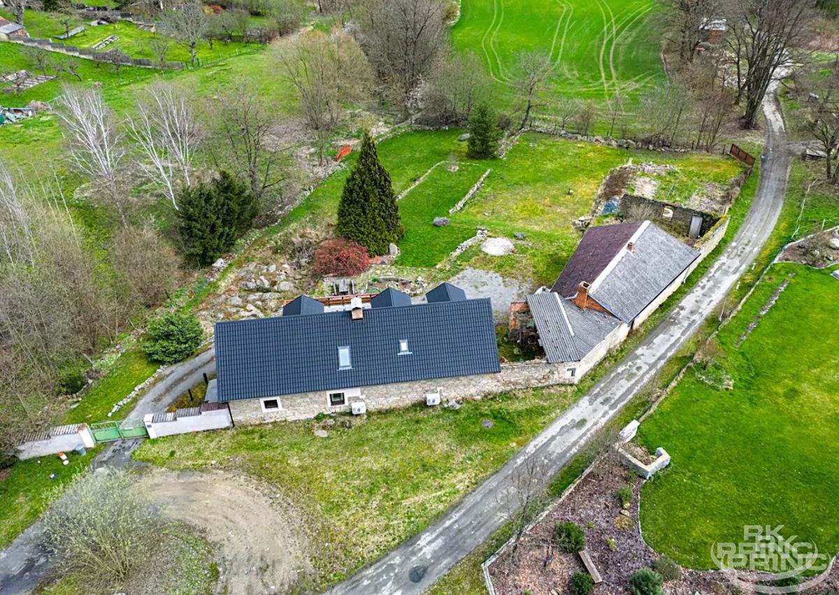Prodej rodinného domu 460 m², pozemek 3168 m² – fotografie 4