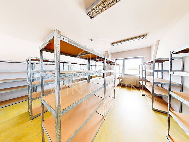Комерційне приміщення на продаж, 1 065 м² (13 з 28)
