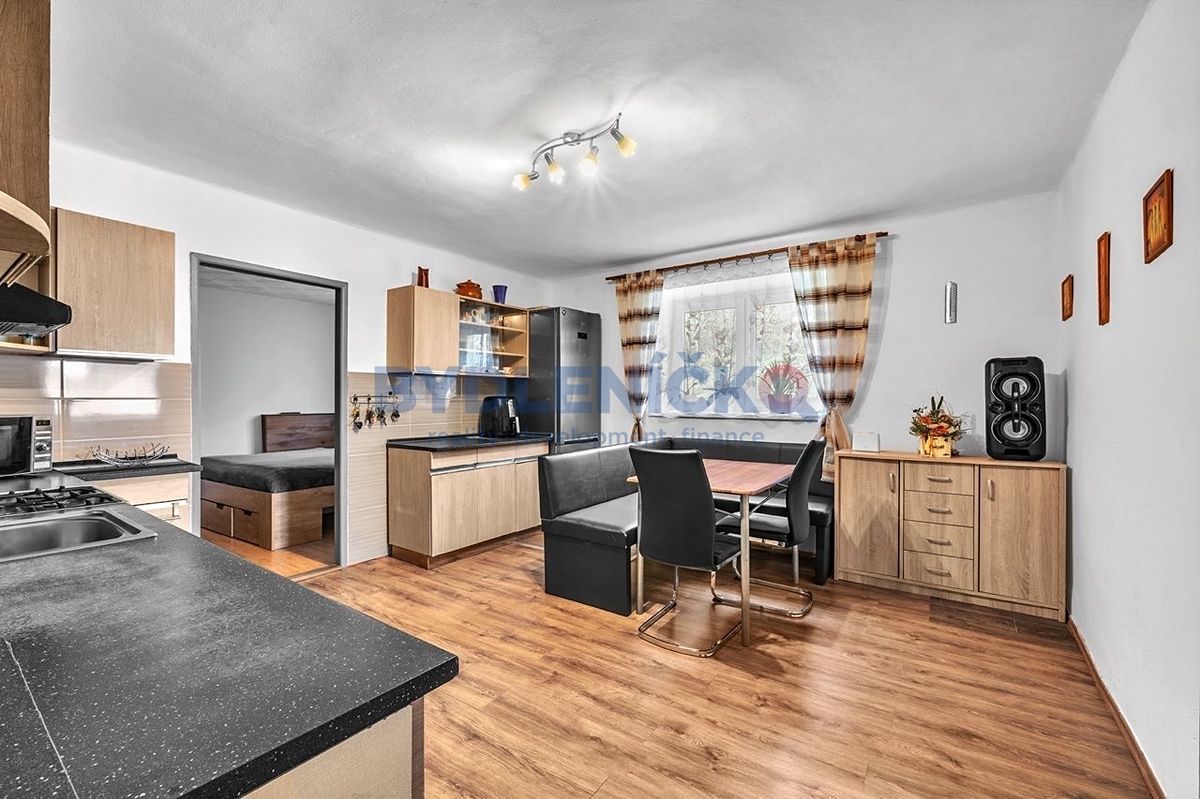 Prodej vícegeneračního domu 456 m², pozemek 4806 m² – fotografie 5