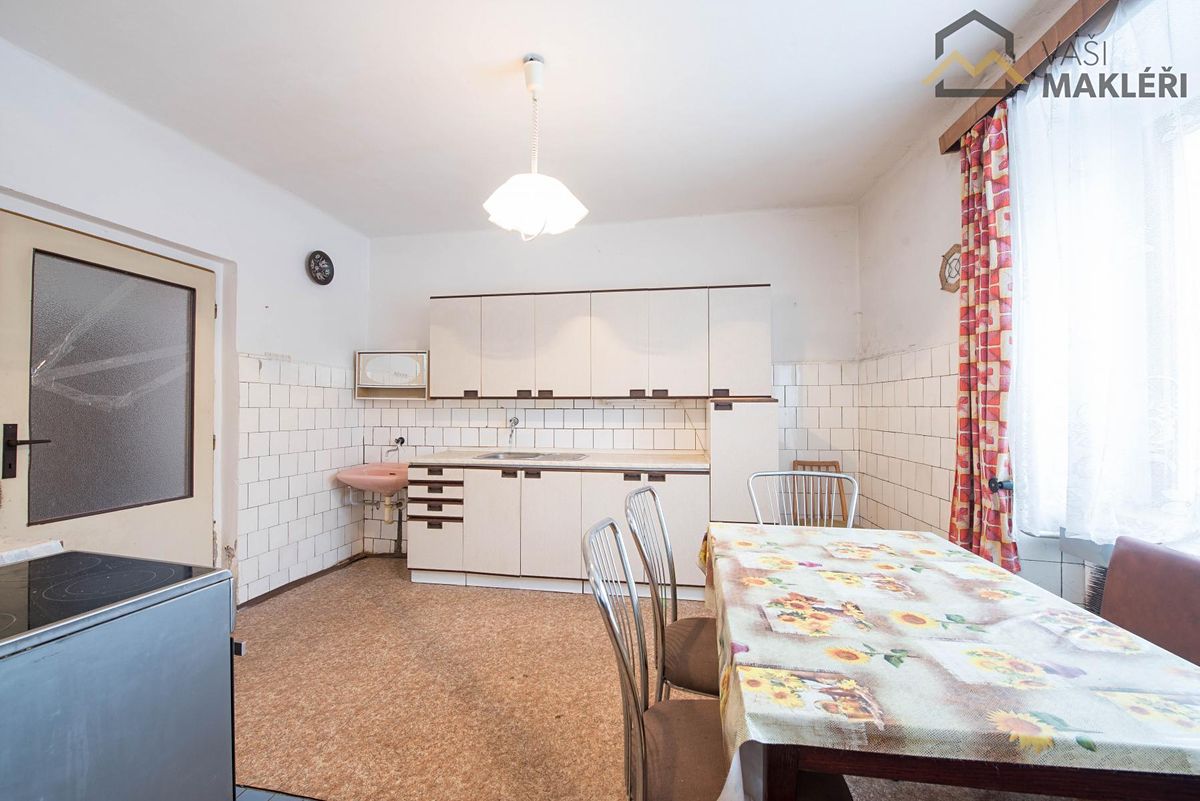 Prodej rodinného domu 140 m², pozemek 532 m²