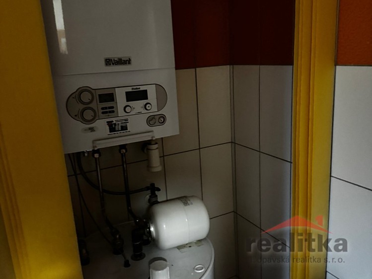 Gewerbefläche zum Kauf, 1.221 m² (29 von 43)