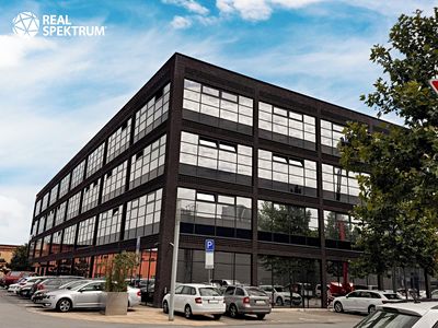 Pronájem kanceláře 1535 m²