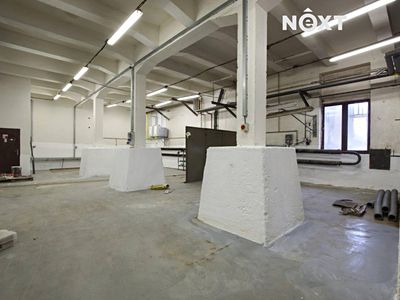 Pronájem výrobní haly, prostoru 2250 m²