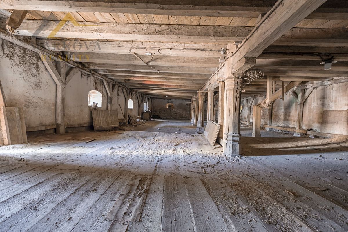 Prodej památky 2200 m², pozemek 19200 m² – fotografie 2