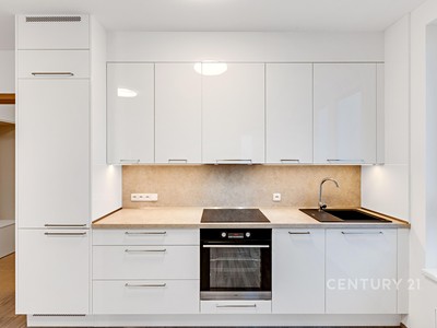 Pronájem bytu 2+kk 44 m²