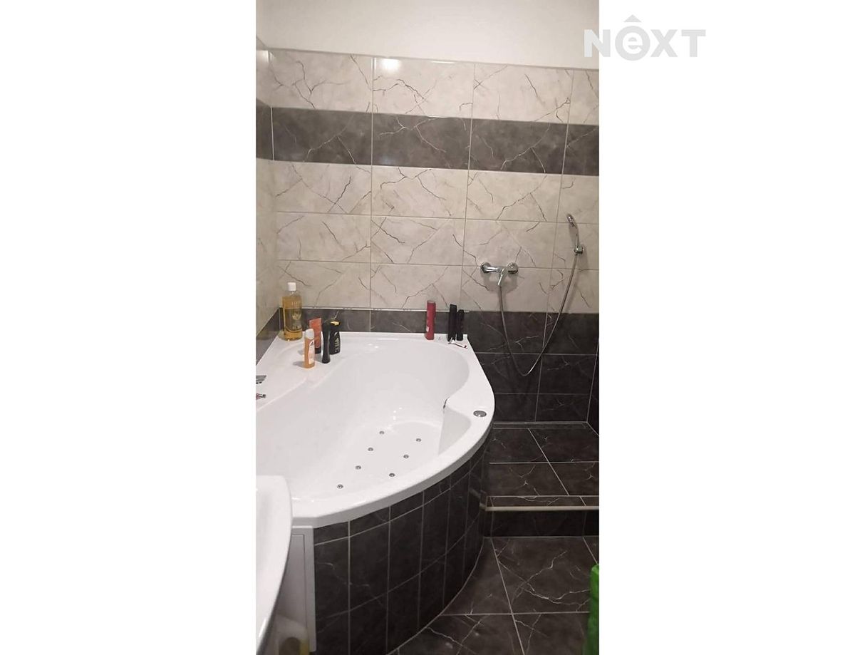 Prodej rodinného domu 160 m², pozemek 978 m² – fotografie 5