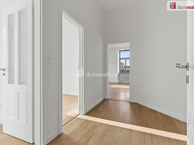 Квартира 4+kk на продаж, 112 м² (17 з 36)
