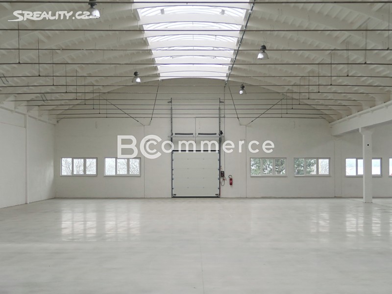 Pronájem skladového prostoru 1 124 m², okres Vyškov