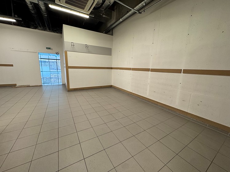 Комерційне приміщення в оренду, 206 м² (9 з 10)