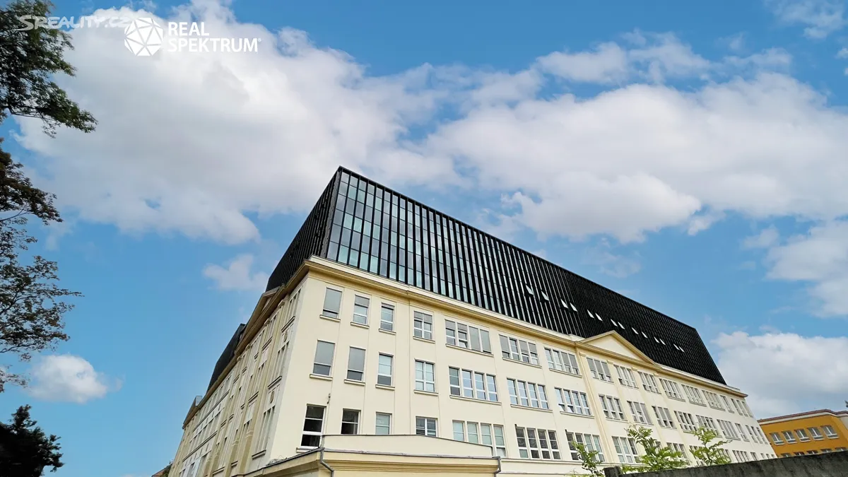 Pronájem kanceláře 475 m² – další