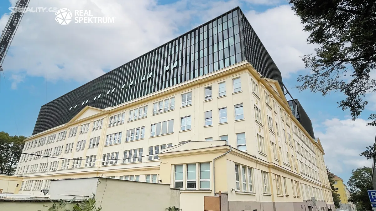 Pronájem kanceláře 475 m², Brno
