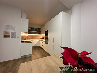 Pronájem bytu 2+kk 65 m²