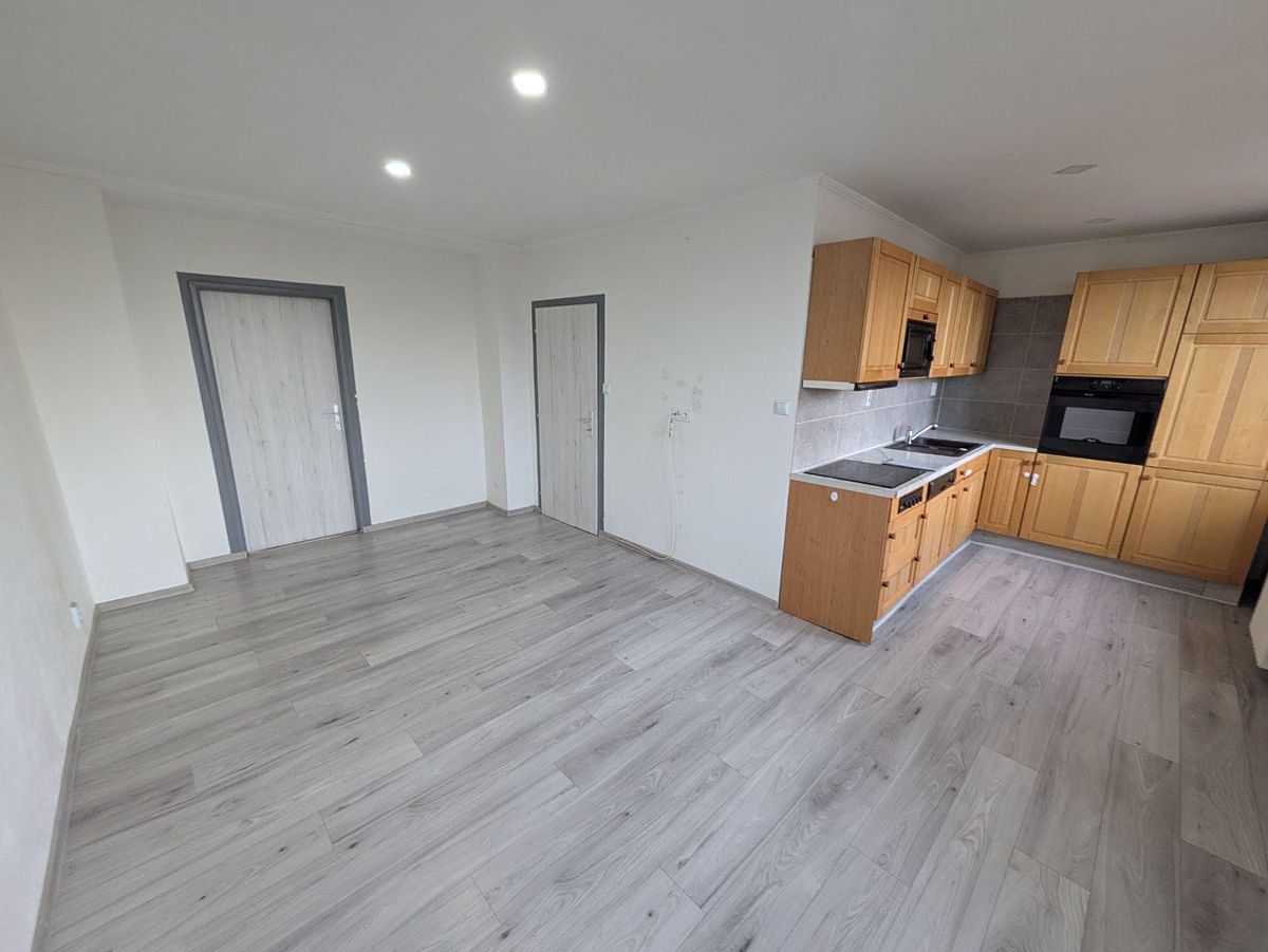 Prodej bytu 2+1 42 m² – fotografie 4