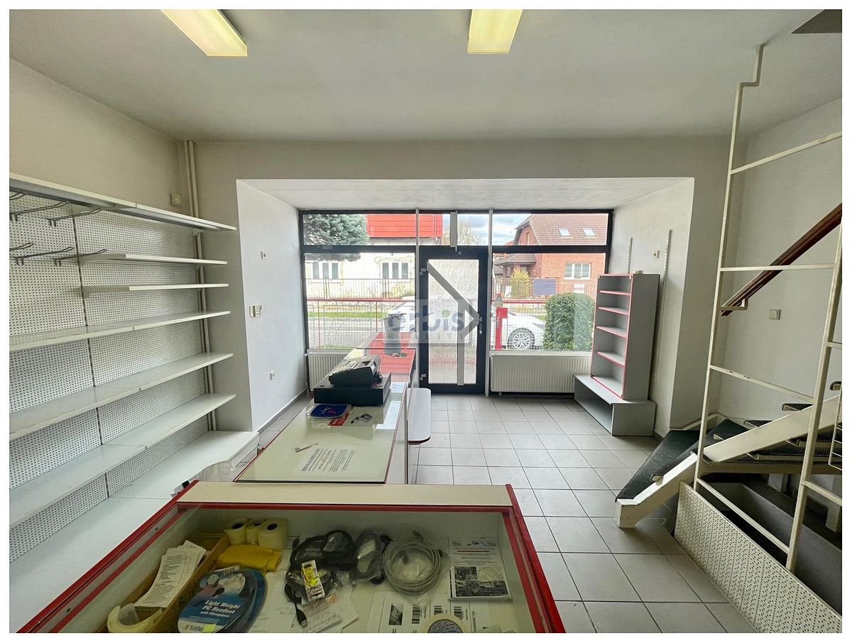 Pronájem kanceláře 91 m² – fotografie 2