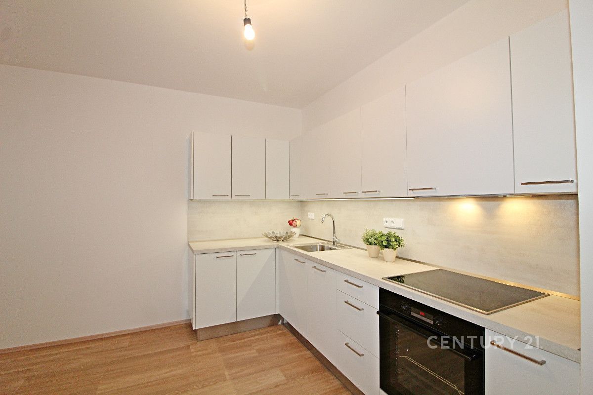 Pronájem bytu 2+kk 53 m²
