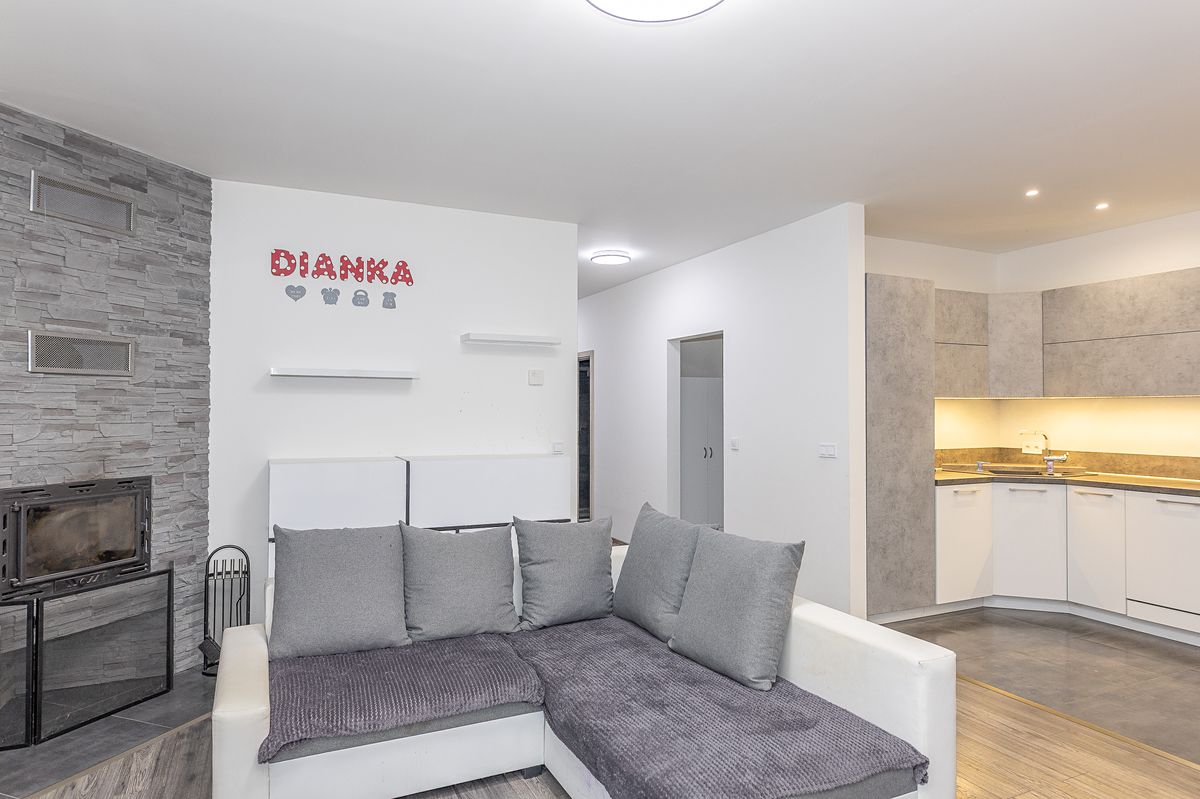 Prodej rodinného domu 110 m², pozemek 520 m² – fotografie 3