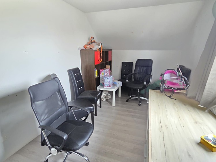 Haus zum Kauf, 180 m² (9 von 10)