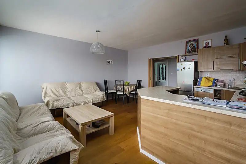 Prodej bytu 4+kk 77 m² – fotografie 2