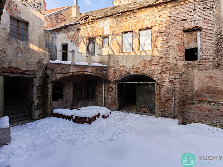 Комерційне приміщення на продаж, 500 м² (25 з 35)