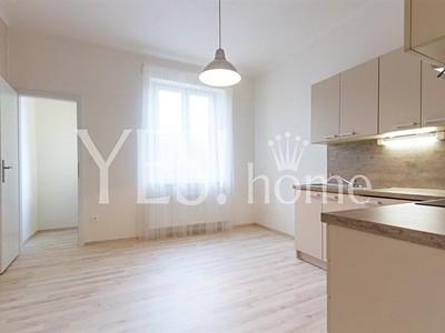 Pronájem bytu 2+kk 38 m²