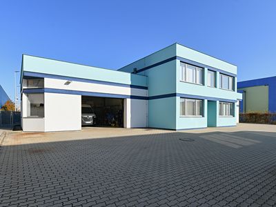 Prodej obchodního prostoru 1390 m²