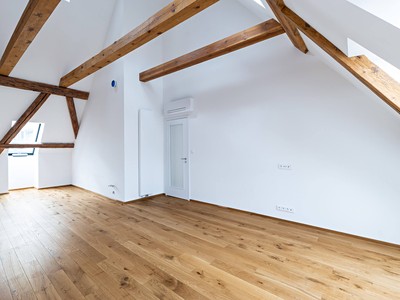 Prodej bytu 4+kk 111 m² (Loft)