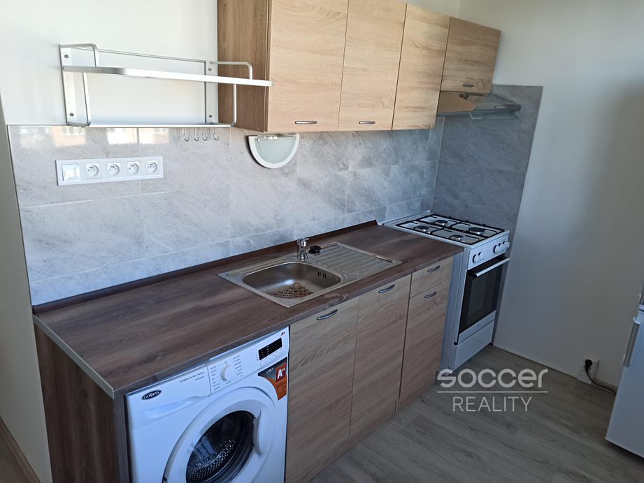 Pronájem bytu 2+1 52 m² – fotografie 4