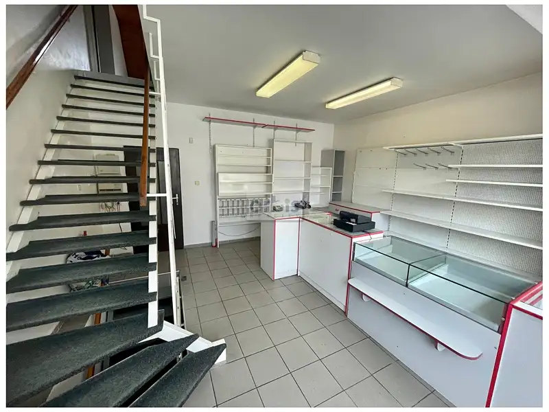 Pronájem kanceláře 91 m², Kladno – náhled fotky 3