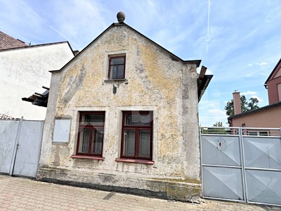 Prodej domu, 56 m² (2 z 17)