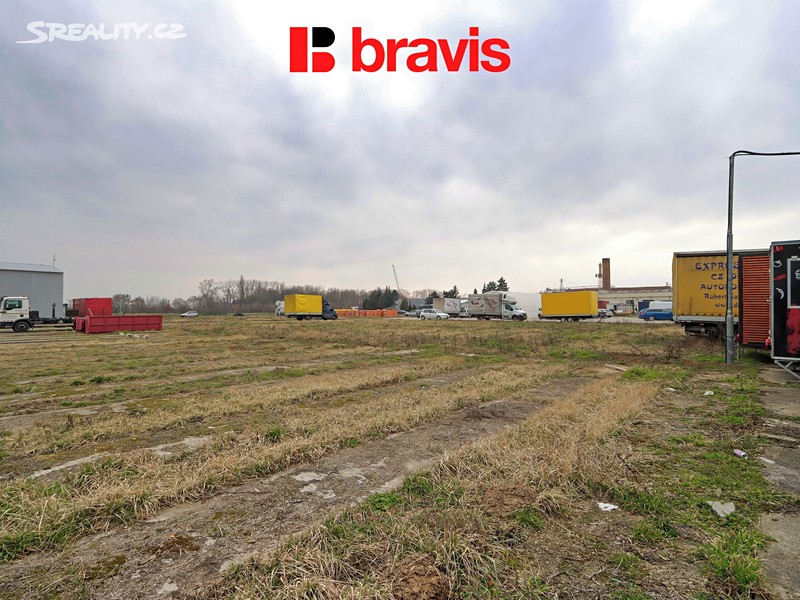 Pronájem  komerčního pozemku 2 000 m² – pohled 3