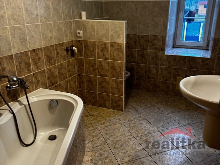 Gewerbefläche zum Kauf, 1.221 m² (28 von 43)