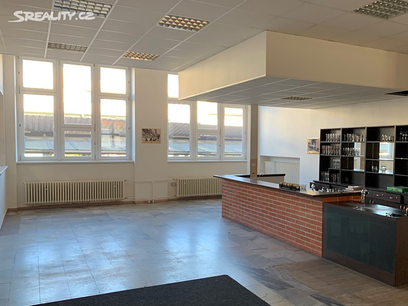 Pronájem restaurace 362 m², okres Hodonín