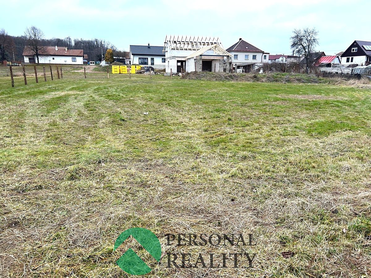 Pronájem pole 1694 m² – fotografie 2