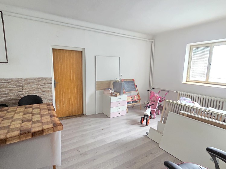 Haus zum Kauf, 180 m² (6 von 10)