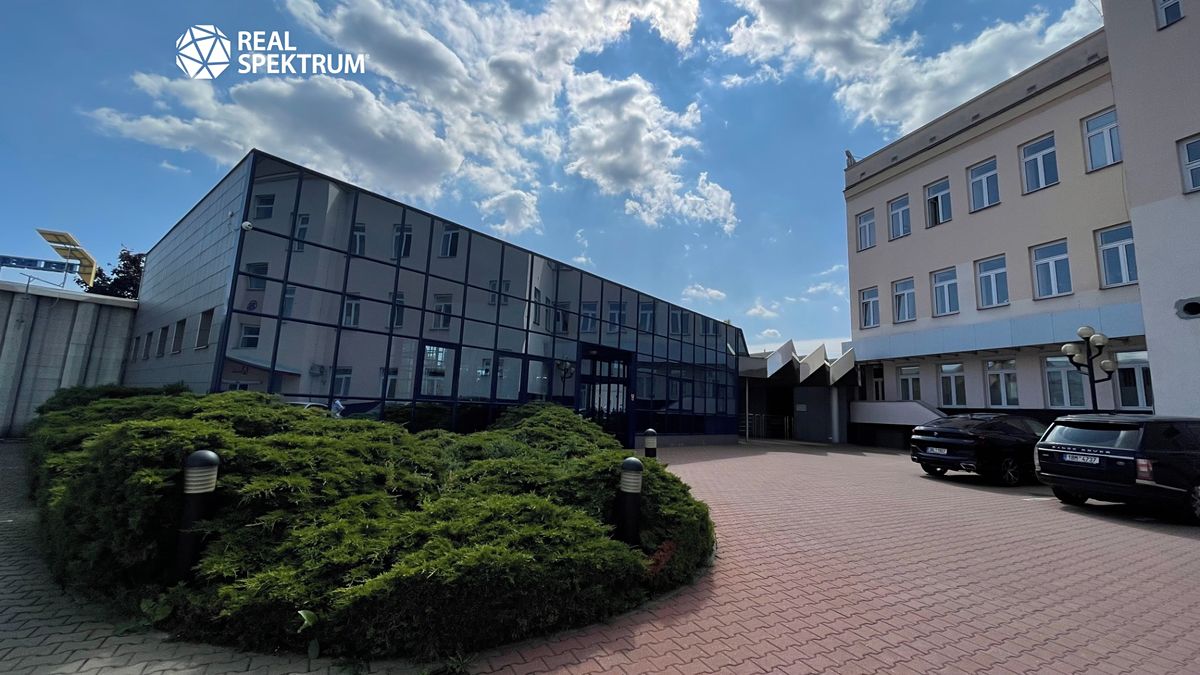 Pronájem kanceláře 484 m² – fotografie 5