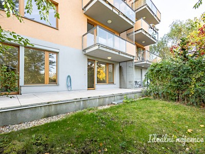 Pronájem bytu 2+kk 58 m²