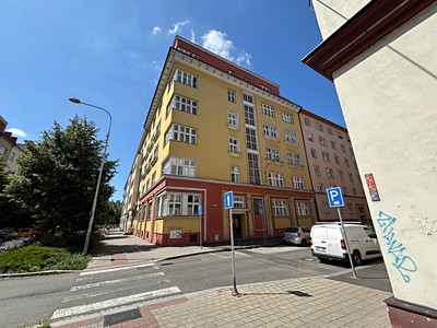 Prodej bytu 3+1 90 m² (Jednopodlažní)