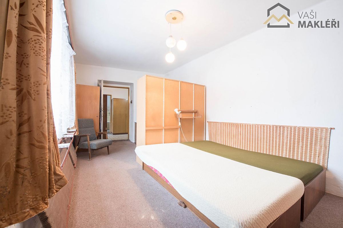 Prodej rodinného domu 140 m², pozemek 532 m² – fotografie 3