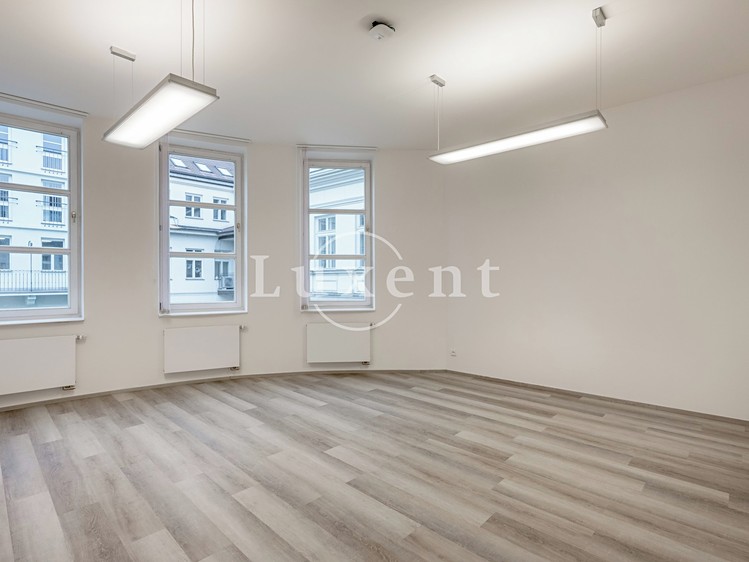 Gewerbefläche zur Miete, 156 m² (1 von 19)