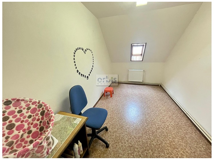 Pronájem komerčního prostoru, 91 m² (7 z 10)