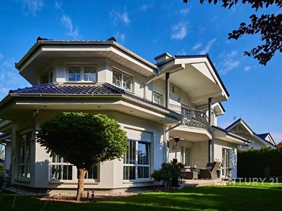 Prodej  vily 358 m², pozemek 1 157 m²