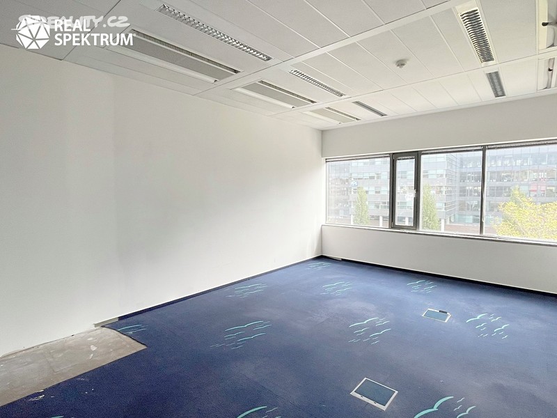 Pronájem kanceláře 421 m² – pohled 6