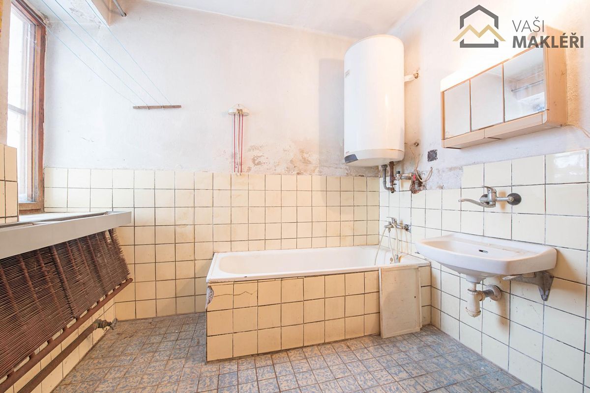 Prodej rodinného domu 140 m², pozemek 532 m² – fotografie 5