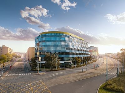 Pronájem kanceláře 708 m²