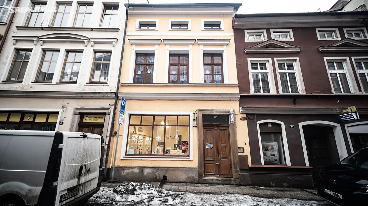 Prodej činžovního domu 320 m², Broumov