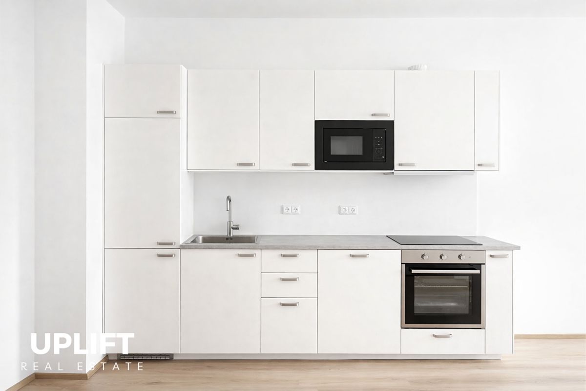 Pronájem bytu 3+kk 82 m² – fotografie 2