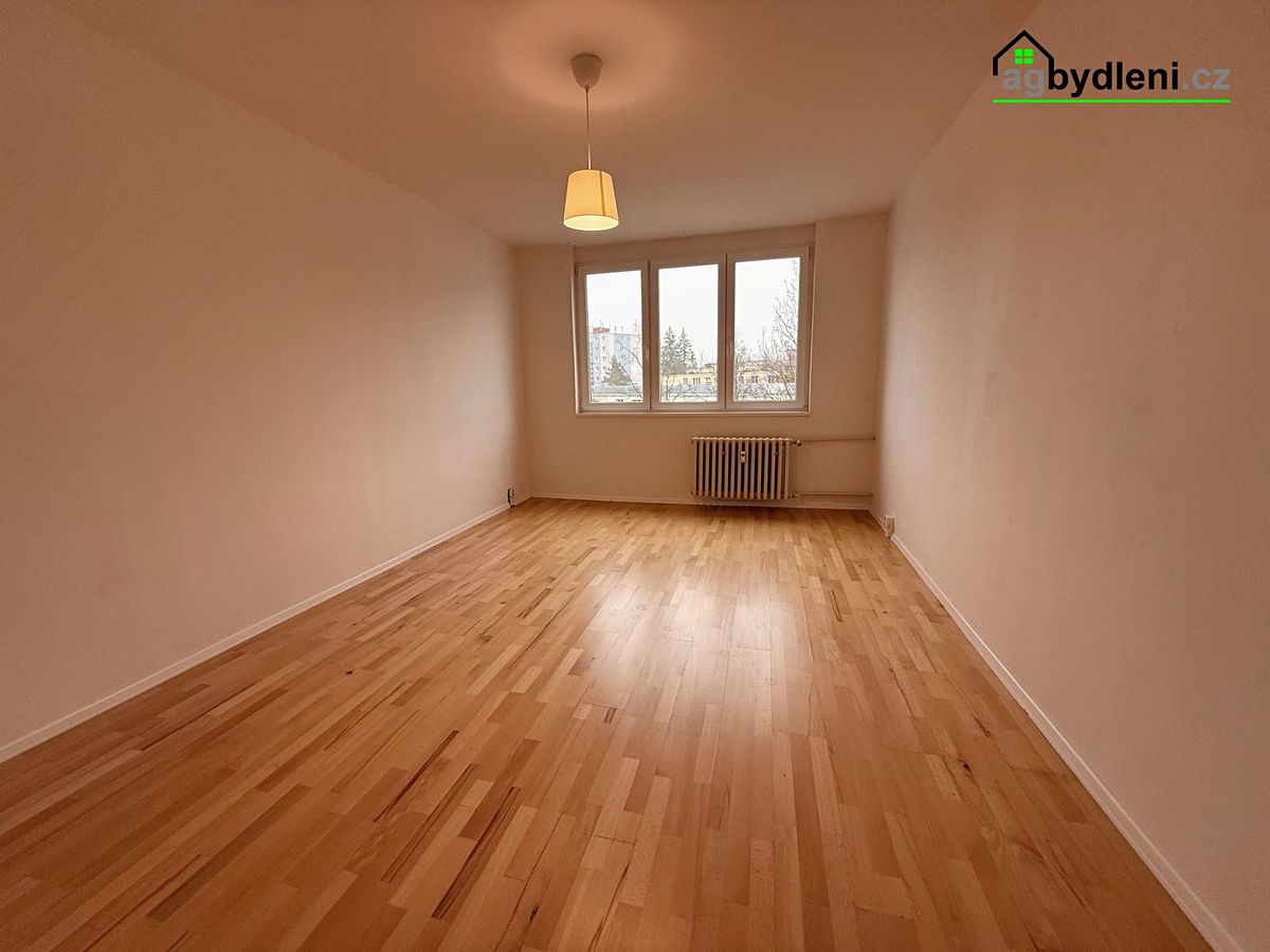 Pronájem bytu 2+1 60 m² – fotografie 4