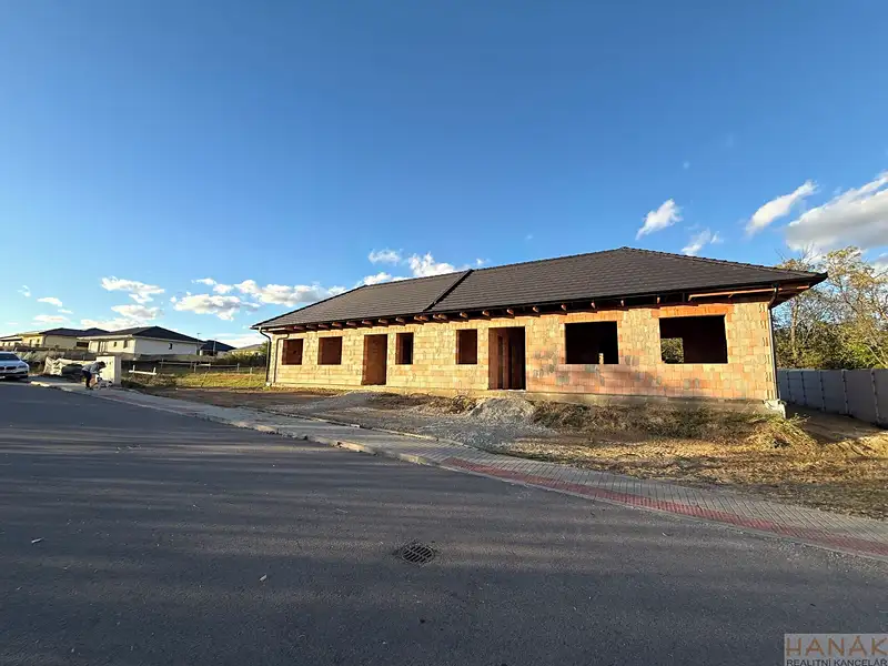 Prodej rodinného domu 129 m², pozemek 541 m², Hrušovany nad Jevišovkou – náhled fotky 1